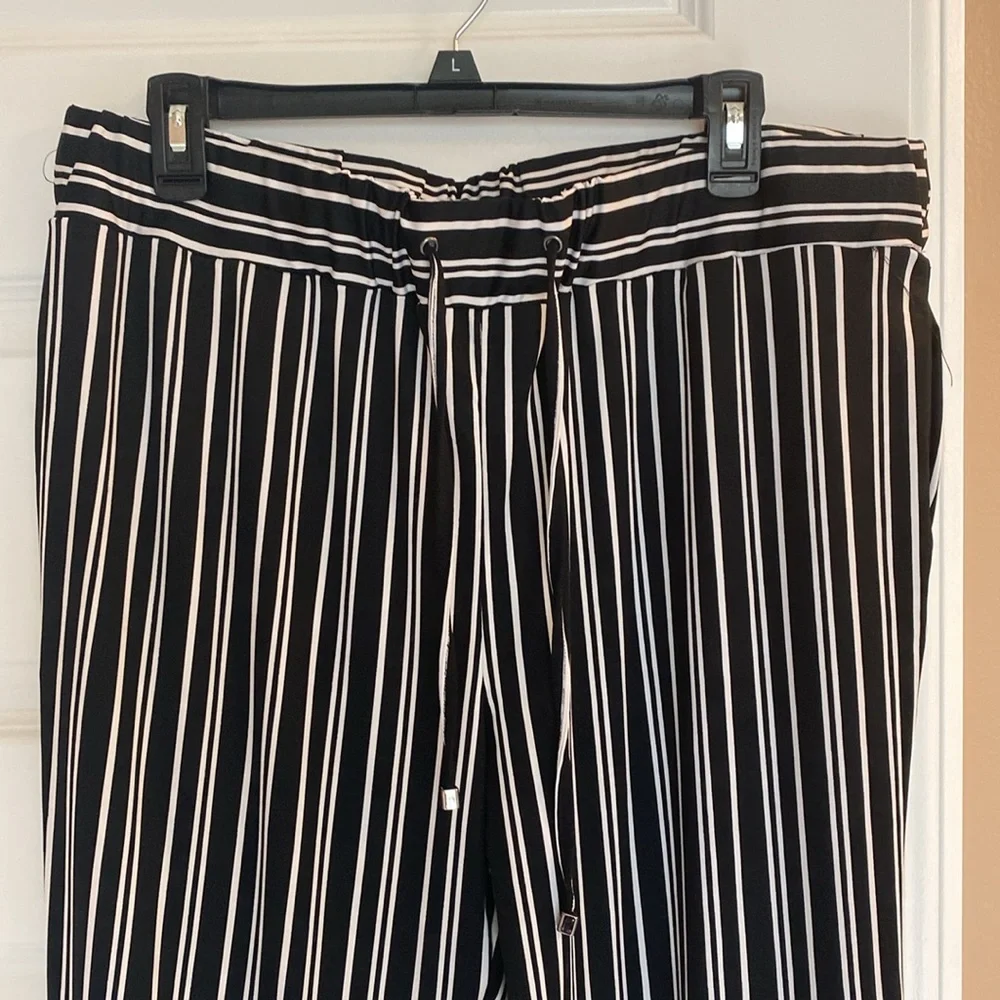Draw string polyester pants - Picture 2 of 3